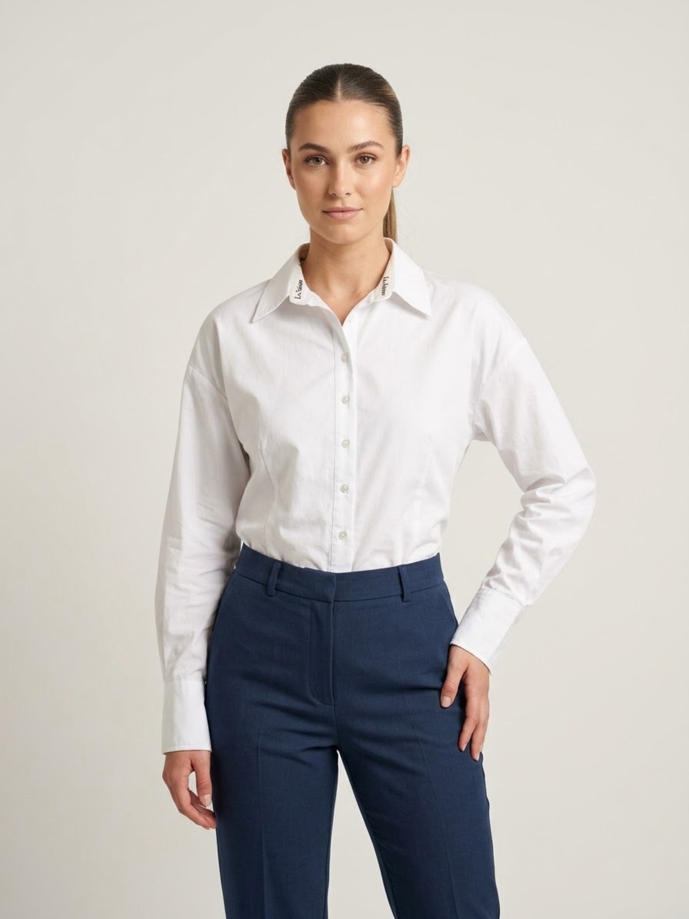 En Saison White Lace-Up Corset Back Button-Down Shirt | Long Sleeve Layered